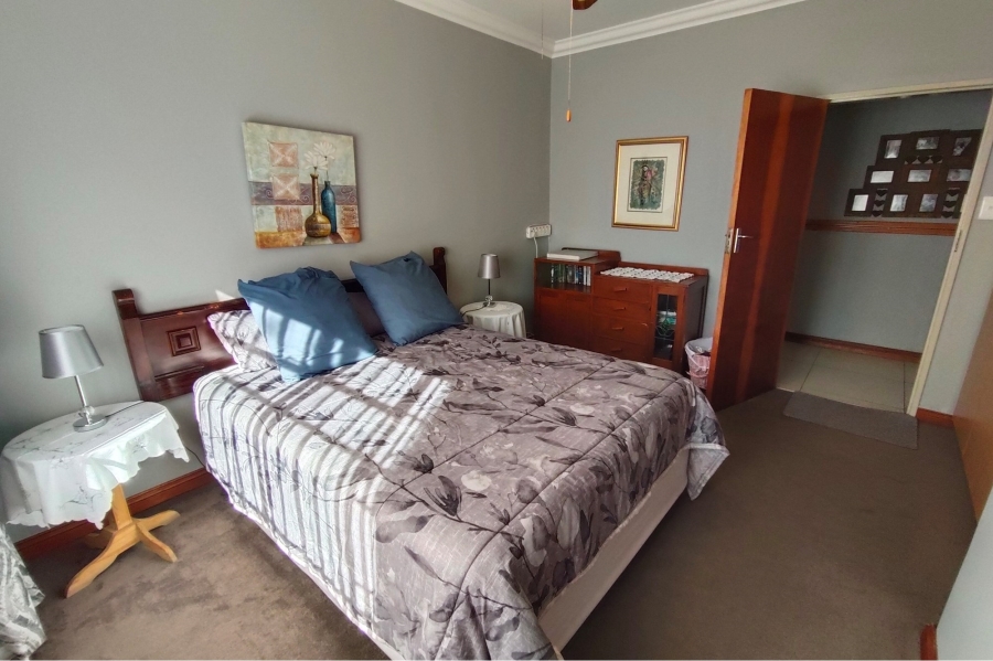 8 Bedroom Property for Sale in Broederstroom North West